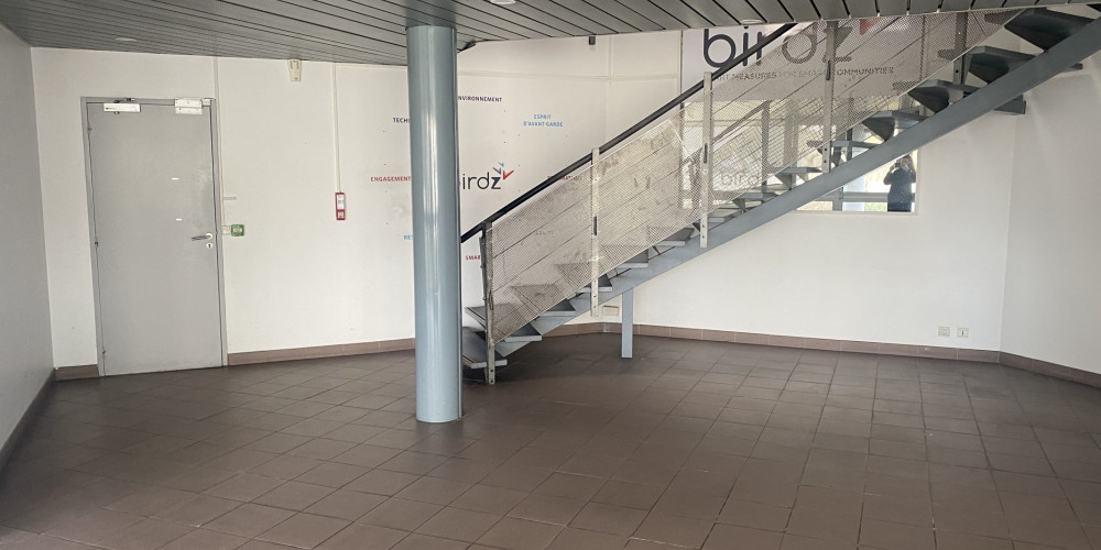 local industriel à GRADIGNAN (33170)